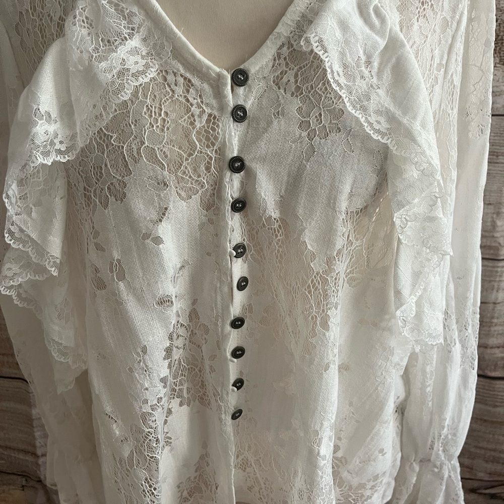 POL White Lace Ruffle Blouse - Picture 2 of 6